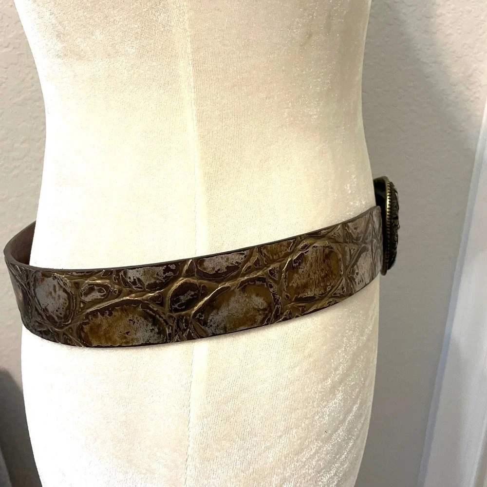 Signed POST &‎ Co Genuine Italian Leather Belt Silver Leaf Buckle